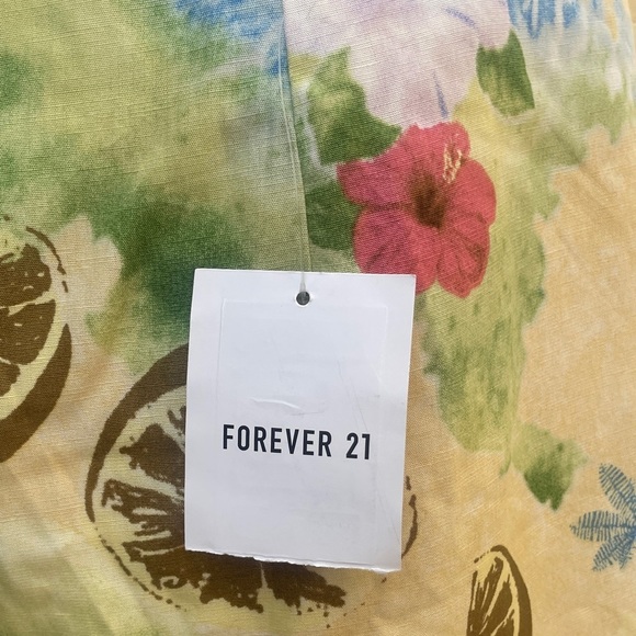 Forever 21 Tropical Hawaiian Print Button Up Shirt & Skirt Set - Picture 2 of 8